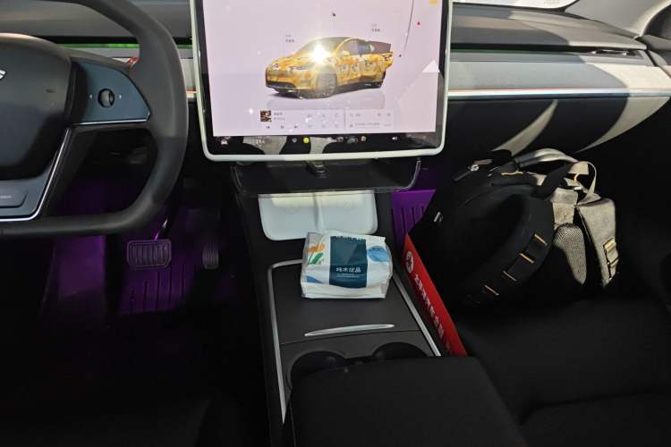 Used Tesla Model Y 2022 Rear-Wheel-Drive Version
