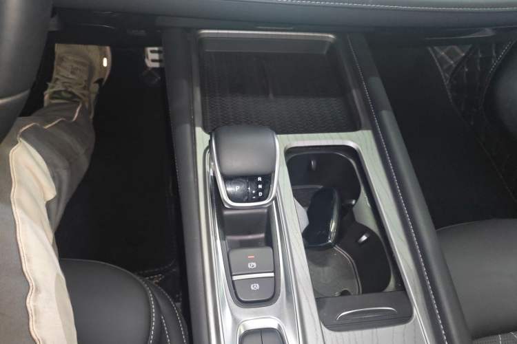 Used Chery Arrizo 8 2023 High-Performance Edition 2.0T DCT Powerfully Equipped