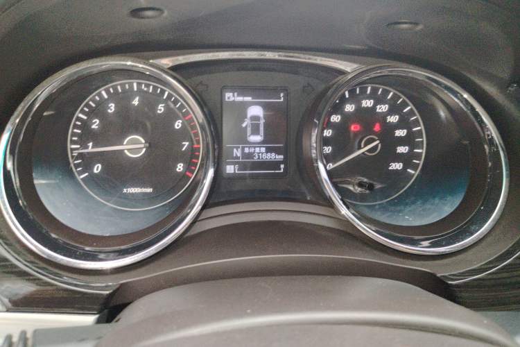 Used Baojun 730 2016 1.8L iAMT Luxury Model 7 Seats Instrument Cluster
