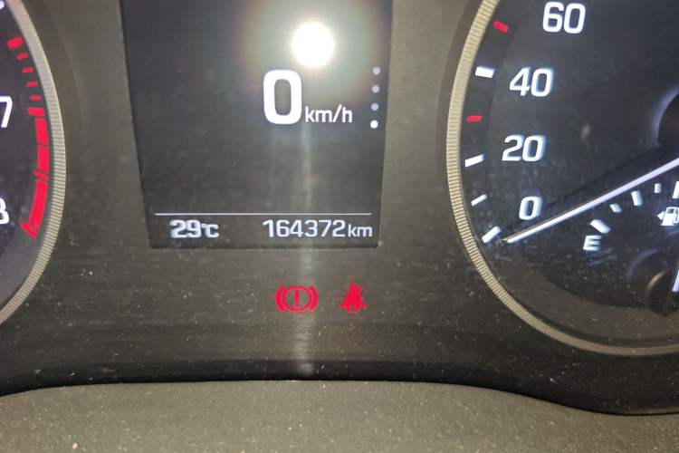 Used Hyundai Tucson 2015 2.0L Automatic Two-Wheel Drive Smart Version
