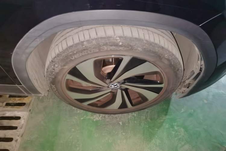 Used Volkswagen ID.6 CROZZ 2021 Standard Range PURE Edition
