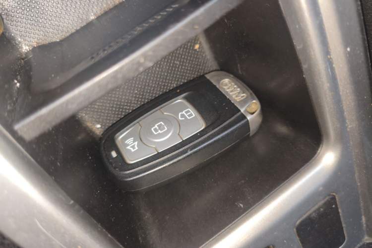 Used Haval H6 2013 Upgraded Model 1.5T Manual Two-Wheel Drive Elite Version