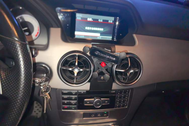 Used Mercedes-Benz GLK-Class 2015 GLK 260 4MATIC Dynamic Edition Ultimate Version
