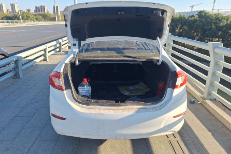 Used Chevrolet Cruze 2017 1.5L Automatic Pioneer Sunroof Edition