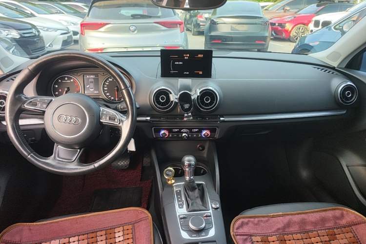Used Audi A3 2014 Limousine 35 TFSI Automatic Comfort Model
