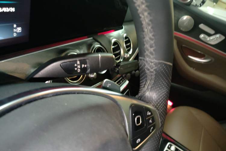 Used Mercedes-Benz E-Class 2016 E 300 L Sporty and Stylish Model