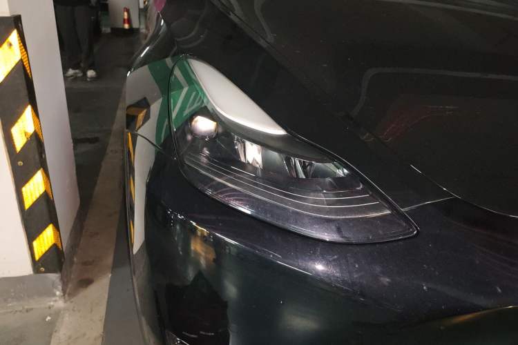 Used Tesla Model Y 2021 Performance High-Performance All-Wheel-Drive Version Right Front Headlight