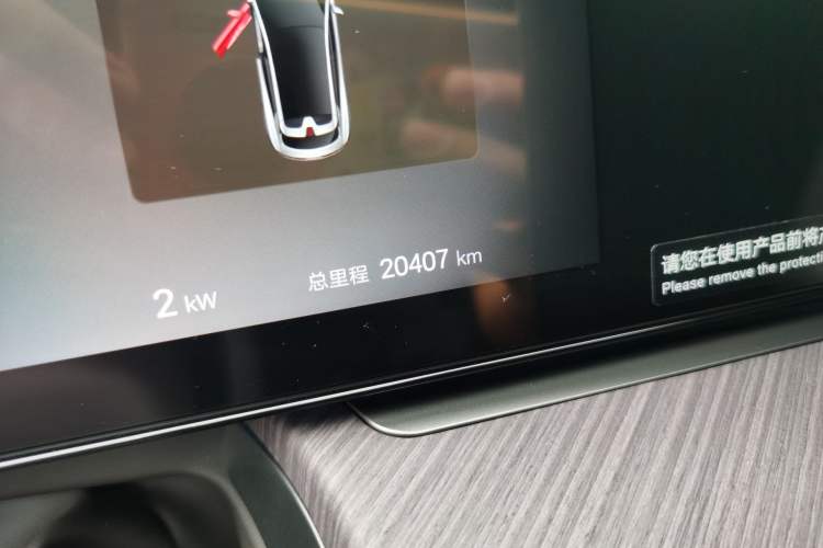 Used Denza Z9GT 2024 1100 Four-Wheel Drive Ultra Version Odometer Close Up