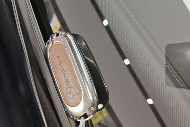 Used Mercedes-Benz C-Class 2022 Restyled C 260 L Sport Edition Vehicle Key