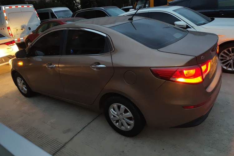Used Kia K2 2015 Sedan 1.4L Automatic GLS
