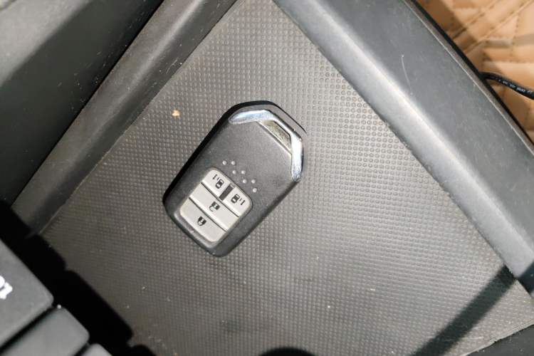 Used Honda Elysion 2019 2.0L Hybrid Luxury Edition