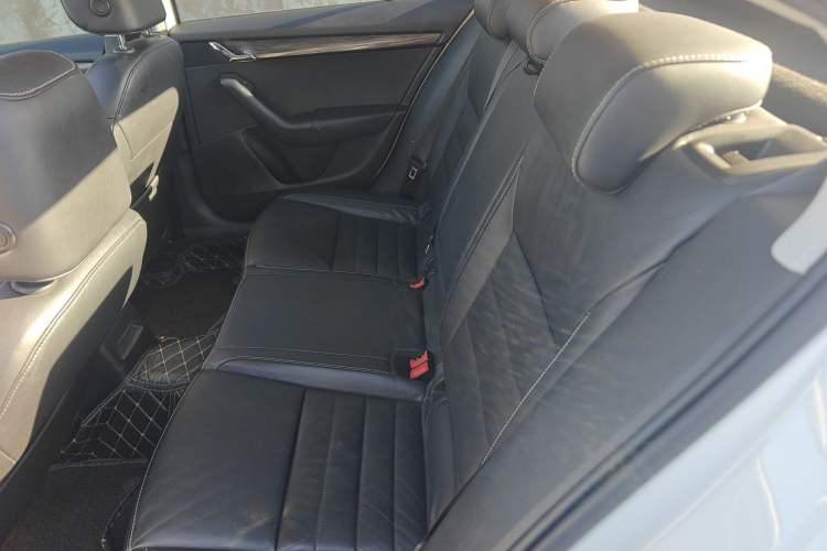 Used Skoda Octavia 2016 1.6L Automatic Smart Drive Edition