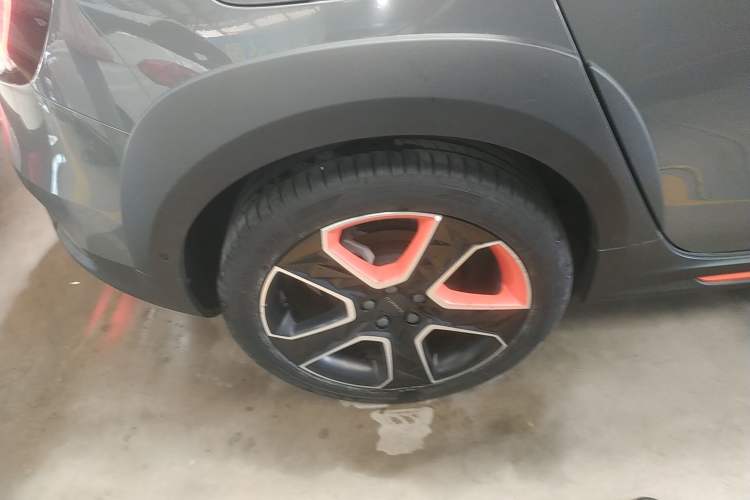 Used Lynk & Co 02 2021 2.0TD Automatic Two-Wheel Drive Zhaoshang Champion Edition Right Rear Wheel Hub