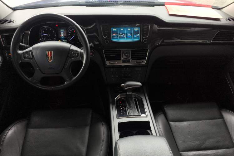 Used Hongqi H7 2019 2.0T Flagship Edition Center Console