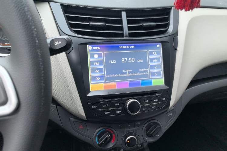 Used Chevrolet Sail 2015 Sail 3 1.3L AMT Ideal Edition
