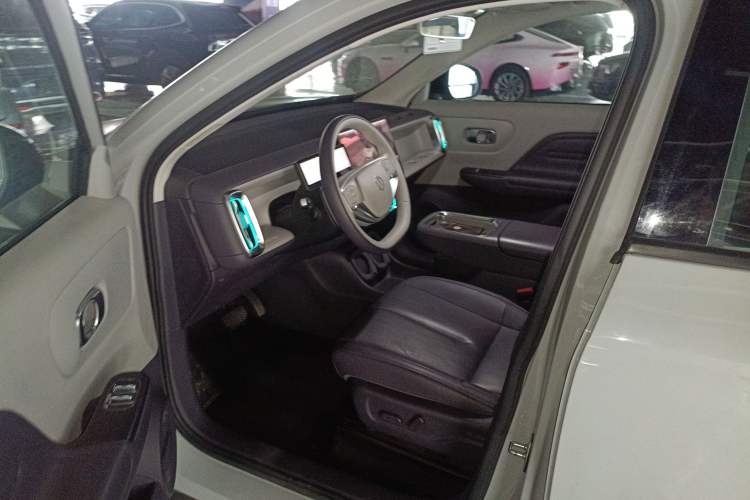 Used Leapmotor B10 2025 510 LiDAR Version Driver Seat