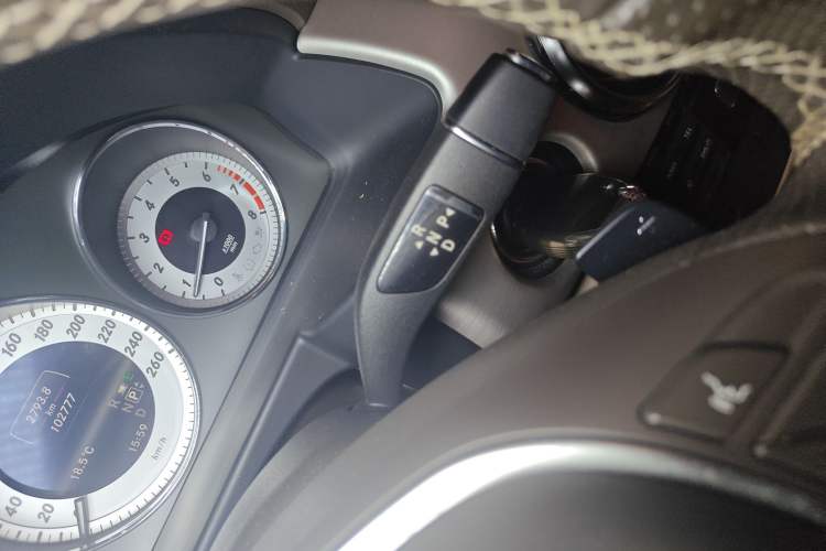 Used Mercedes-Benz GLK-Class 2013 GLK 300 4MATIC Fashion Model