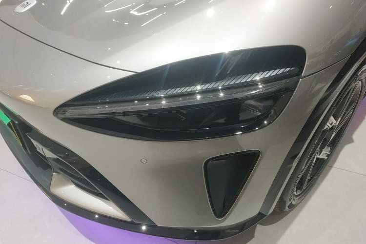 Used Xiaomi Auto YU7 2025 Ultra-Long Range Rear-Wheel Drive Version
