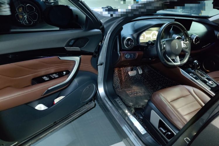 Used Wey VV7 2017 2.0T Flagship Model
