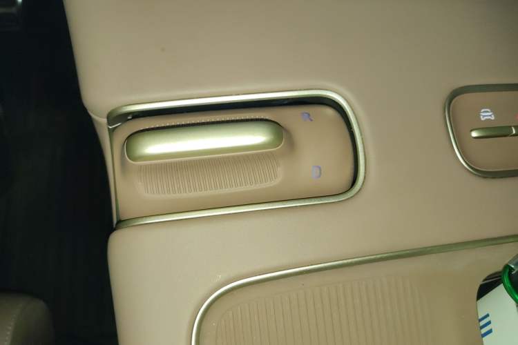 Used Nio ES8 2023 100kWh Signature Edition
