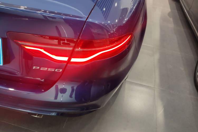 Used Jaguar XEL 2021 2.0T 250 PS R-DYNAMIC SE Tech Sport Edition
