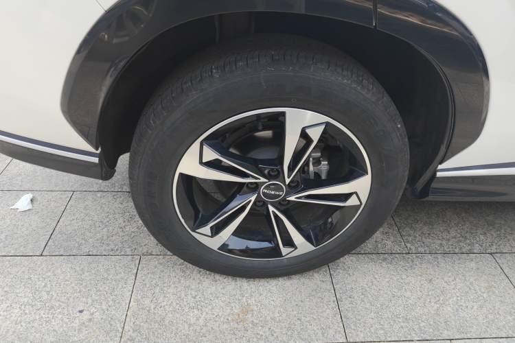 Used Roewe RX5 2023 1.5T Comfort Edition Right Rear Wheel Hub