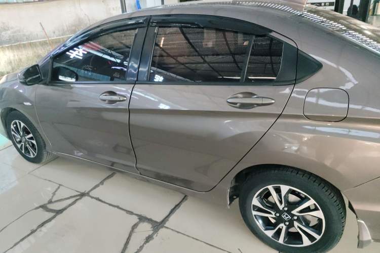 Used Honda Greiz 2016 1.5L CVT Comfort Version