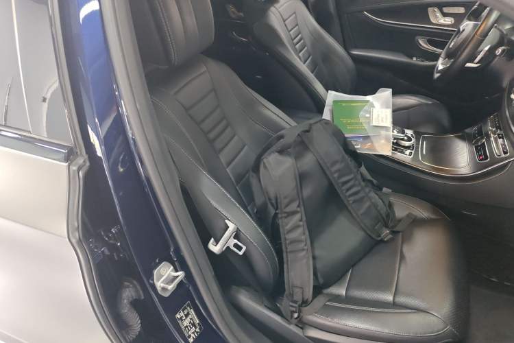 Used Mercedes-Benz E-Class 2018 E 300 L Sport Luxury Edition Right Front Seat