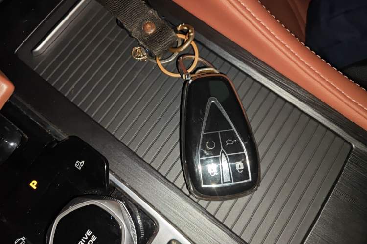 Used CHANGAN CS75 PLUS 2023 3rd Generation 1.5T Automatic Prestige Model
