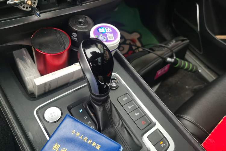 Used BYD Tang 2018 2.0T Automatic SmartConnect Prestige 7-Seater China V Standard Gear Lever