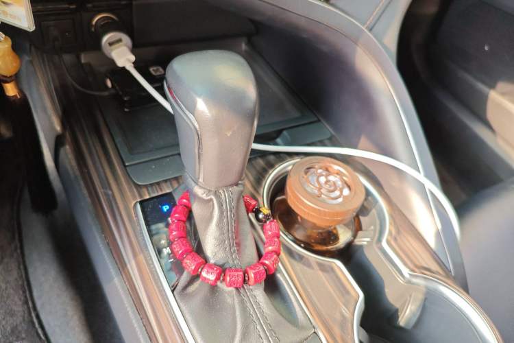 Used Toyota Camry 2019 2.0G Luxury Edition China VI Standard