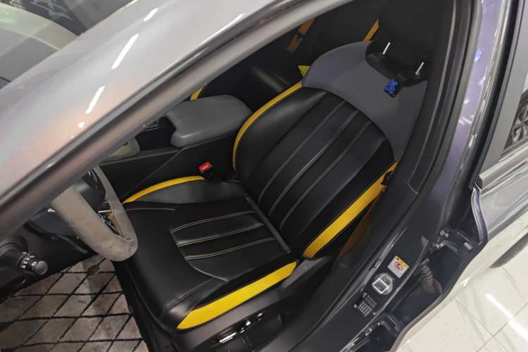 Used GAC Trumpchi EMPOW 2021 270T DCT J16 Version Left Front Seat