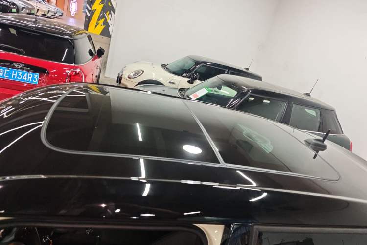 Used MINI MINI 2022 2.0T COOPER S Artist Five-Door Edition