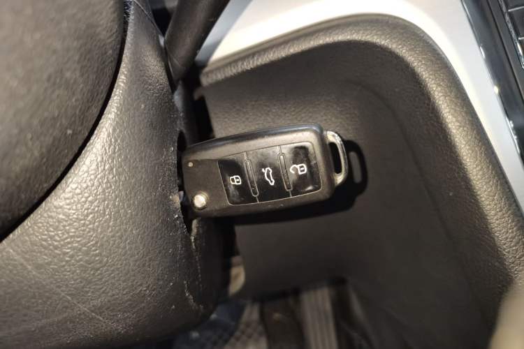 Used Volkswagen Passat 2014 1.8TSI DSG Prestige Edition Vehicle Key