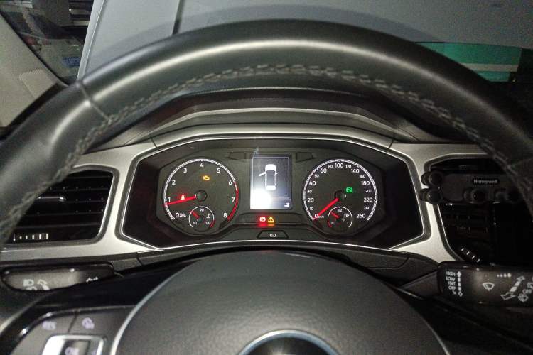 Used Volkswagen T-ROC 2022 280TSI DSG Two-Wheel Drive Elite PLUS