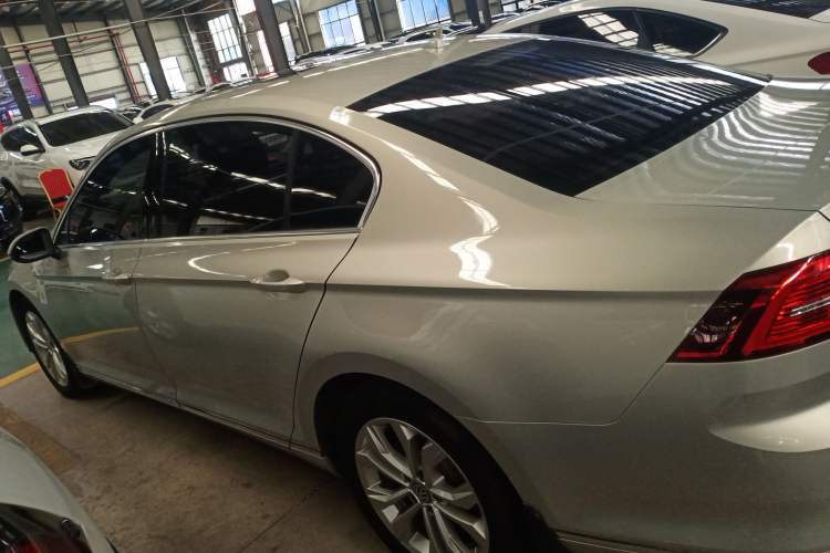 Used Volkswagen Magotan 2018 Facelift 330TSI DSG Luxury Model
