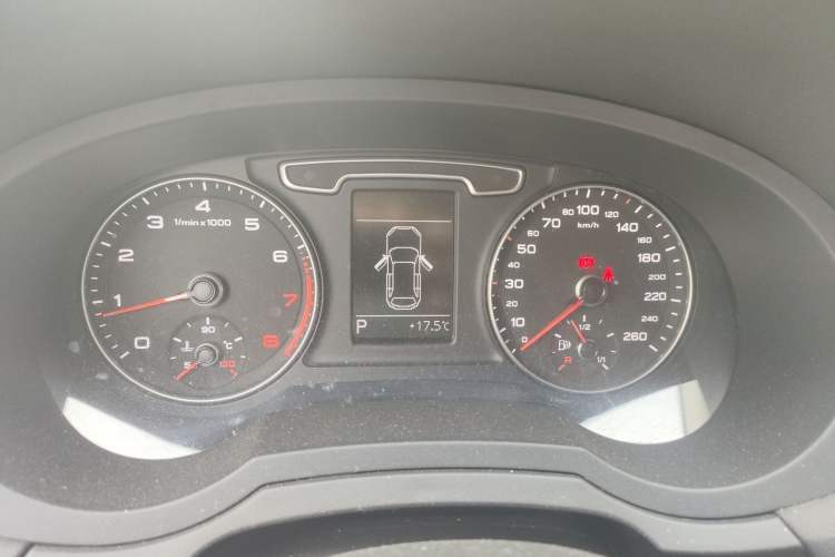 Used Audi Q3 2015 30 TFSI Ambition Edition Instrument Cluster