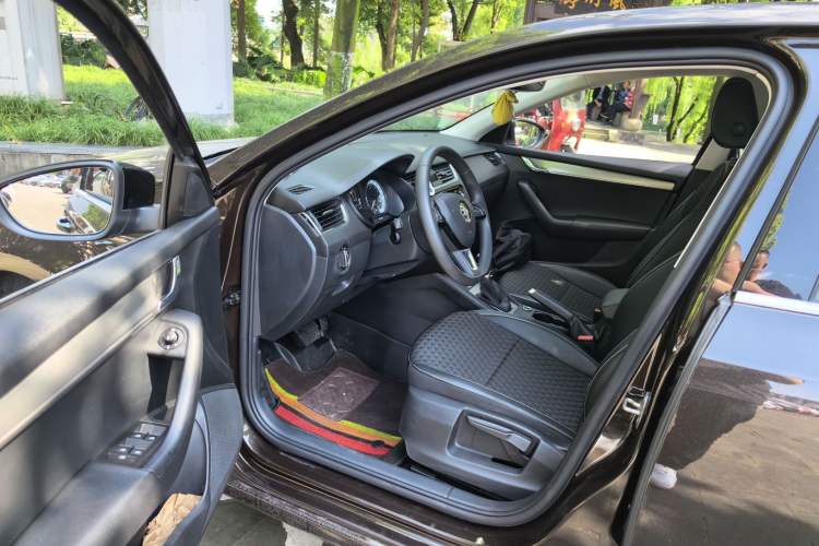 Used Skoda Octavia 2019 TSI280 DSG SmartDrive Luxury Edition China V Standard Driver Seat