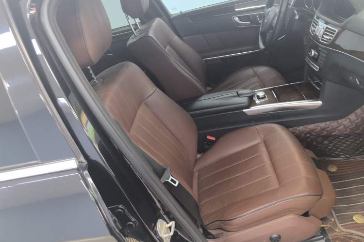 Used Mercedes-Benz E-Class 2015 E 320 L 4MATIC Right Front Seat