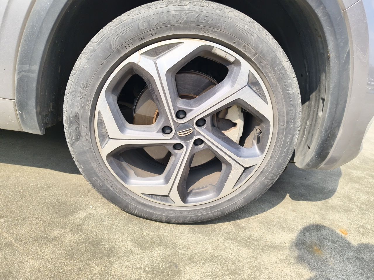 Geely Auto Monjaro L 2021 2.0TD DCT EVO Two-Wheel Drive Premium Model — снимка 8