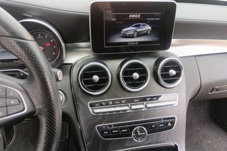 Used Mercedes-Benz C-Class 2017 C 200 L Sport Edition Audio And AC Panel