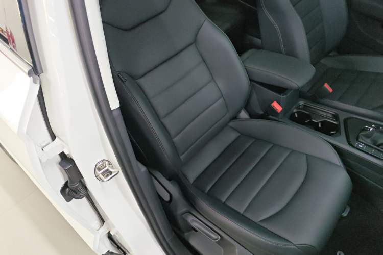 Used Volkswagen Tharu 2022 330TSI Four-Wheel Drive Luxury Edition