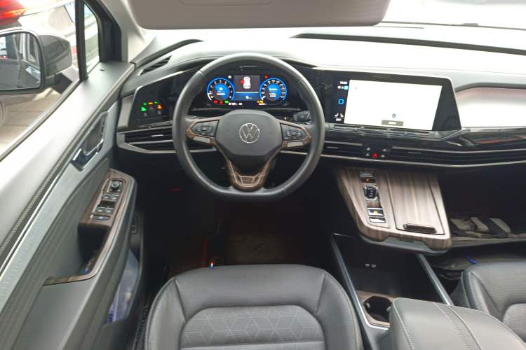 Used Volkswagen Talagon 2023 Facelift 380TSI All-Wheel-Drive Luxury Jiajing Pro 6-Seater
