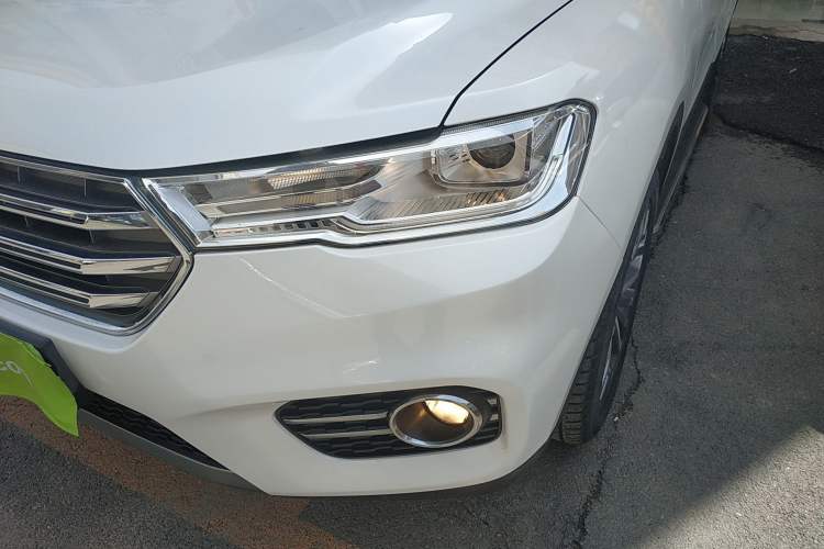 Used Haval H6 2017 Blue Label 2.0T Automatic Two-Wheel Drive Smart Edition