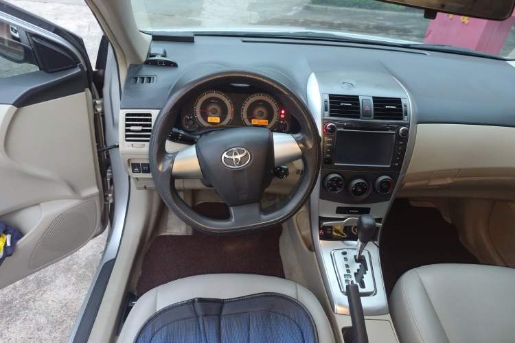 Used Toyota Corolla 2011 1.6L Automatic GL Steering Wheel