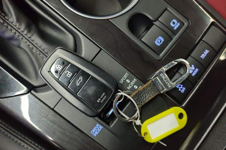 Used Toyota Crown Kluger 2021 2.5L HEV Four-Wheel Drive Flagship Edition