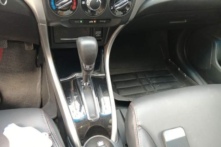 Used Honda Crider 2016 1.8L CVT Comfort Version Gear Lever