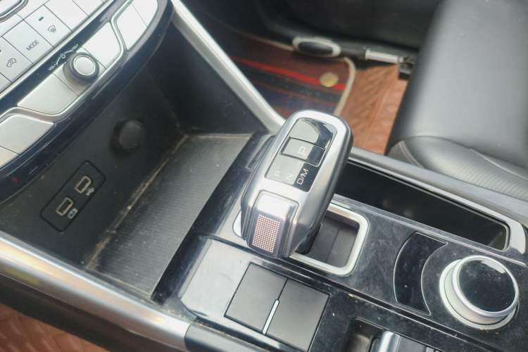 Used Great Wall Poer 2021 2.0T Commercial Version Automatic Diesel 4x4 Elite Long-Box GW4D20M