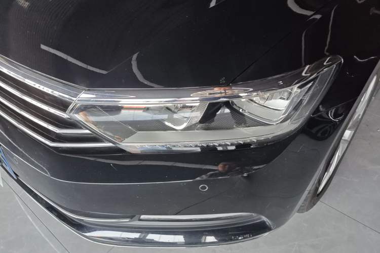 Used Volkswagen Magotan 2018 330TSI DSG Luxury Model Left Front Headlight