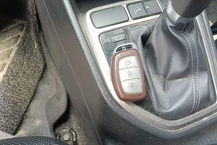 Used Hyundai ix25 2015 1.6L Automatic Two-Wheel Drive Smart GLS Trim
